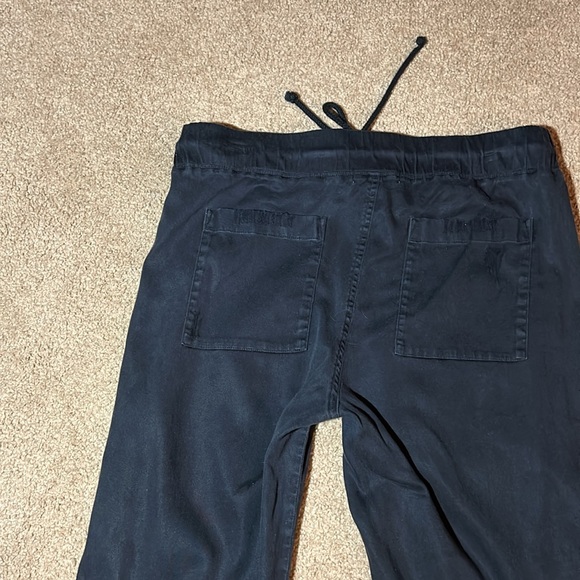Cloth and Stone Joggers - Picture 6 of 7